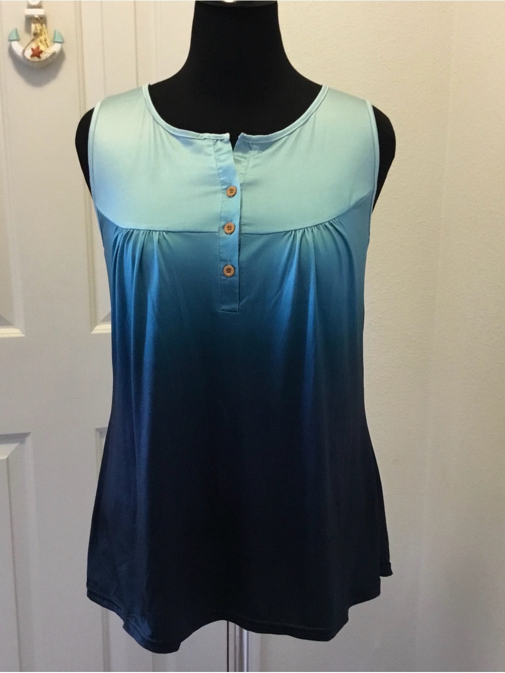 Women's Ombre Henley Tank Top - Aqua to Navy